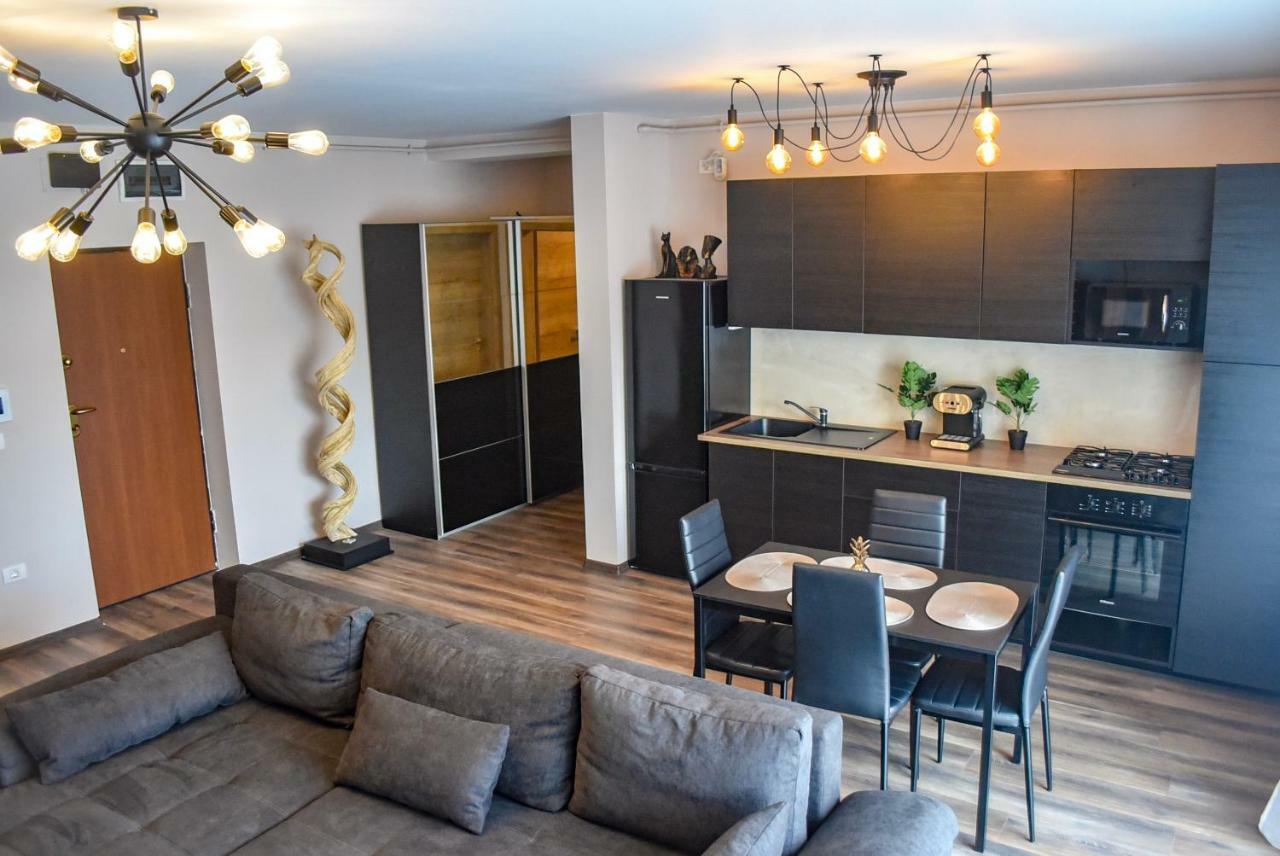 Wood Central Apartment Timișoara Zewnętrze zdjęcie