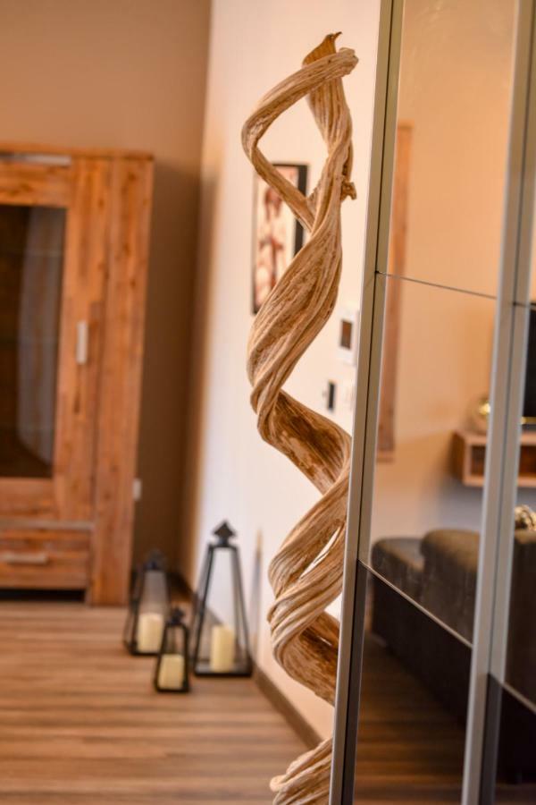 Wood Central Apartment Timișoara Zewnętrze zdjęcie